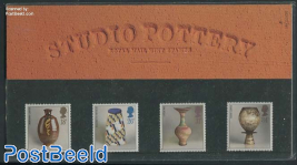 Studio Pottery, Presentation pack 184