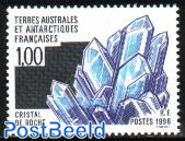Minerals, mountain cristal 1v