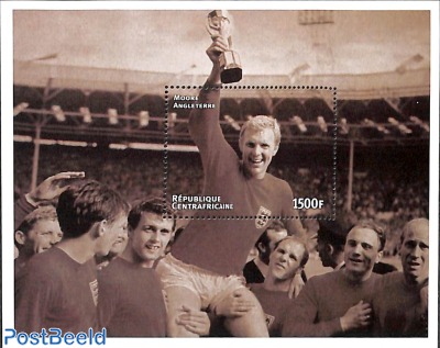 Bobby Moore s/s
